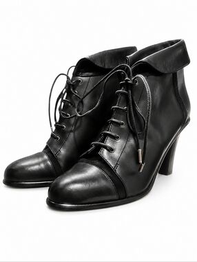 JIL SANDER | Black Leather Lace-Up Ankle Boots EU 36.5 / US 6.5